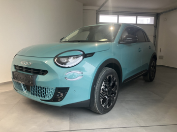 Fiat 600 Hybrid 1,2T 145K La prima