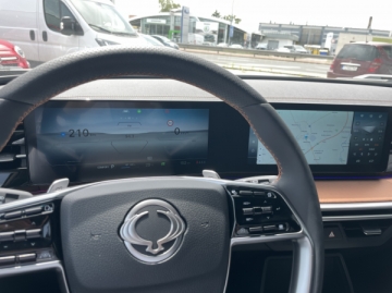 Novy elektrický KGM SsangYong Torres EVX ihned skladom dostupny