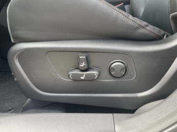 Novy elektrický KGM SsangYong Torres EVX ihned skladom dostupny