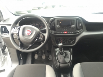 Fiat Doblo Maxi P.L. Combi 1.6 MTJ 105k sivá metalíza nové na predaj