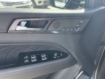 Novy KGM SsangYong Rexton ihned skladom dostupny