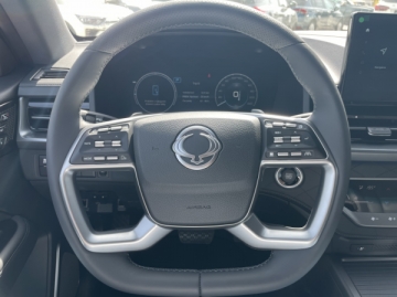 Novy KGM SsangYong Rexton ihned skladom dostupny