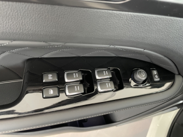 Novy KGM SsangYong Rexton ihned skladom dostupny