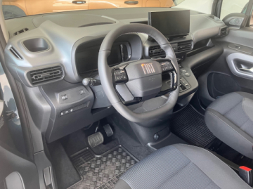 Fiat Doblo 7 miestne